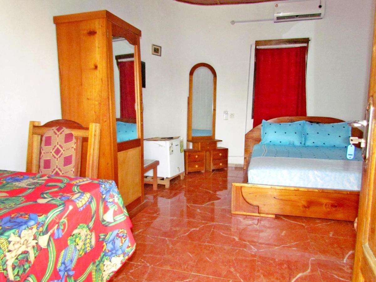 Comfort Beach Resort Biriwa Exterior photo